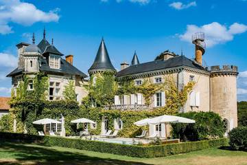 Cottage pour 24 personnes, avec jardin et terrasse, animaux acceptés à Ingrandes