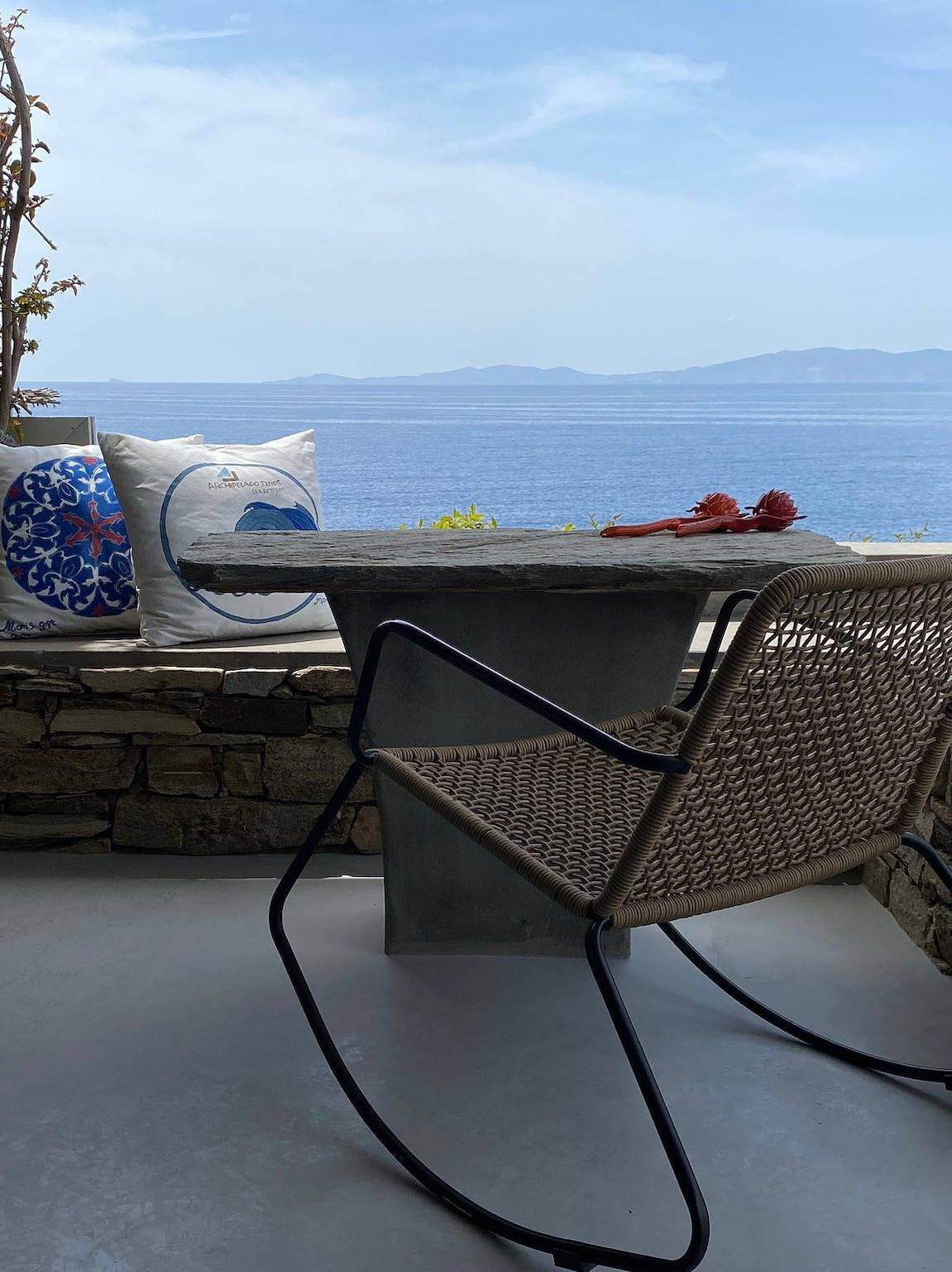 Thrilling Tinos See Front Studio | Zoi Studio | Breathtaking Sea Views | Private Furnished Terrace | Pet Friendly | Shared Outdoor Pool | Prime Location | Agios Romanos in Tinos