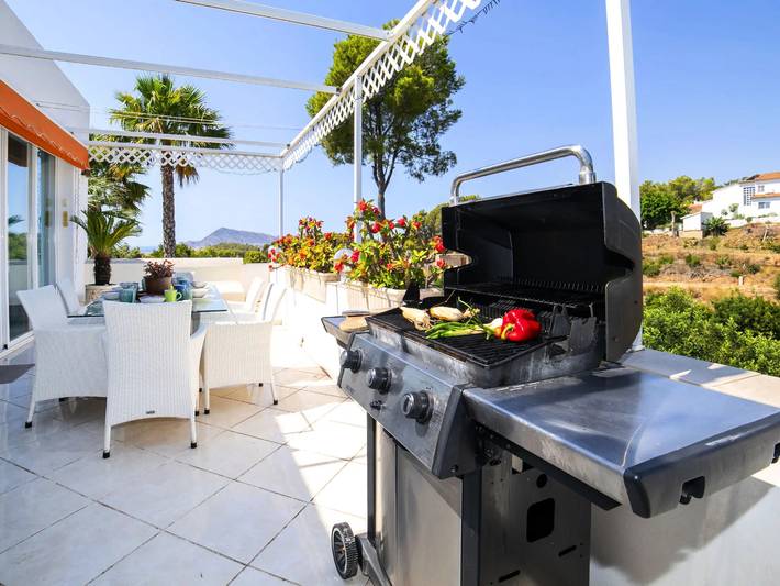 Location de vacances pour 10 personnes, avec Terrasse ainsi que Jardin et Piscine dans Altea La Vieja - 3