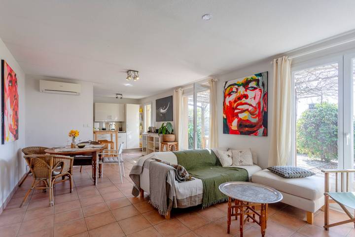 Location de vacances pour 6 personnes, avec jardin ainsi que terrasse et piscine à Uzès - 3