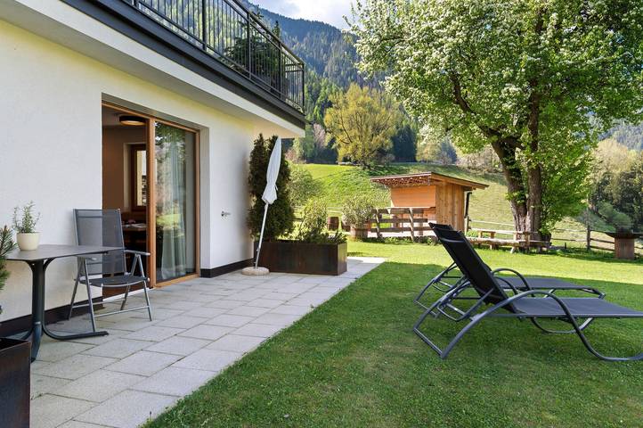 Appartamento intero, Appartamento 'Baumannhof Ega' con vista sulle montagne, terrazza comune e Wi-Fi in San Pietro (Bolzano), Funes