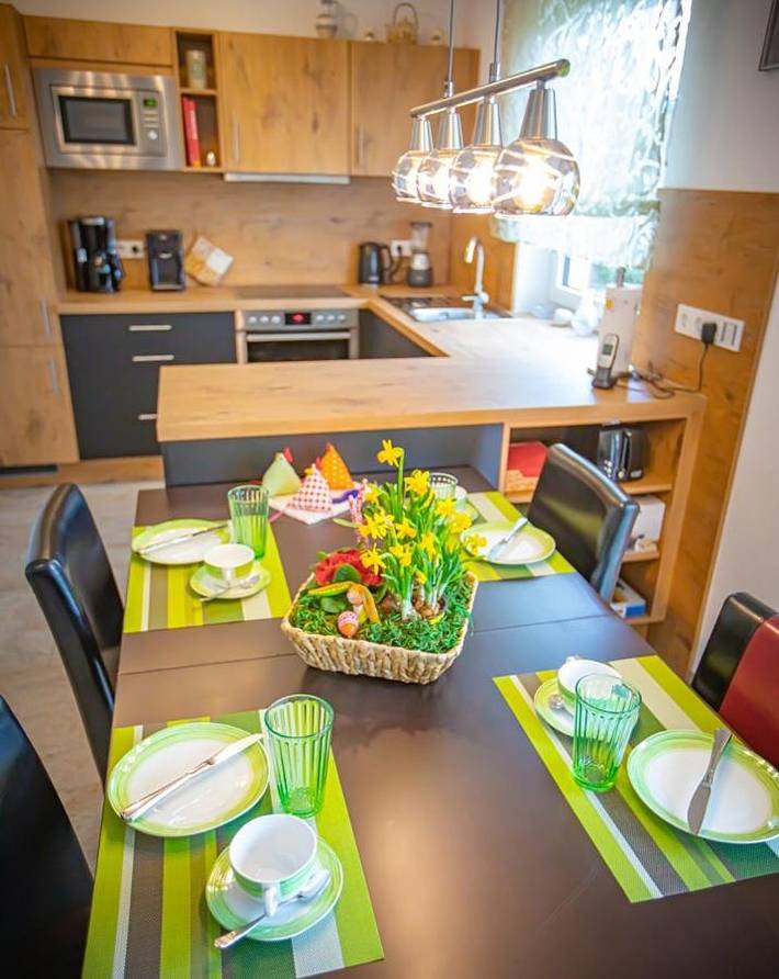Ferienwohnung für 5 Personen, mit Garten und Ausblick in Burtenbach