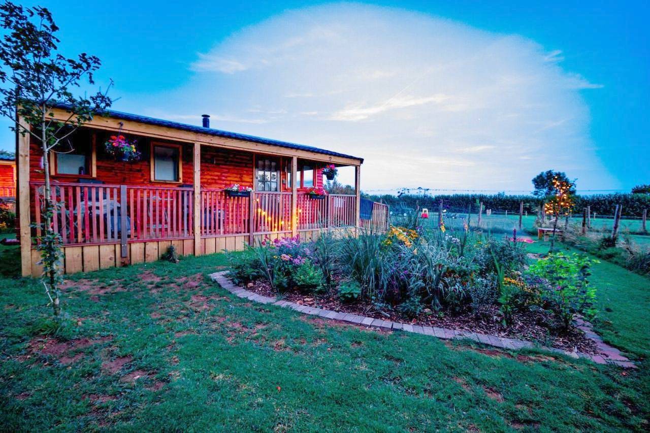 Cherry Tree Glamping in Stroud, Gloucestershire