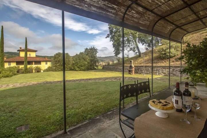 Appartamento per 5 persone, con piscina e giardino in San Giovanni Valdarno
