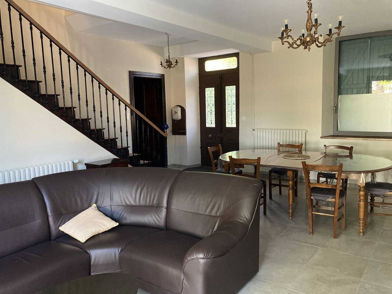 Gîte voor 6 personen met tuin in Saint-Pierre-de-Trivisy, Lacaune en omgeving