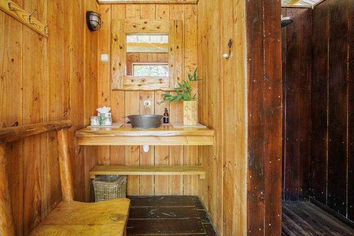 Tente pour 4 personnes, avec terrasse ainsi que vue et piscine dans le Tarn-et-Garonne - 4