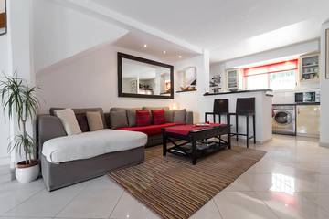 Ferienhaus für 6 Personen, mit Terrasse und Whirlpool in Nizza