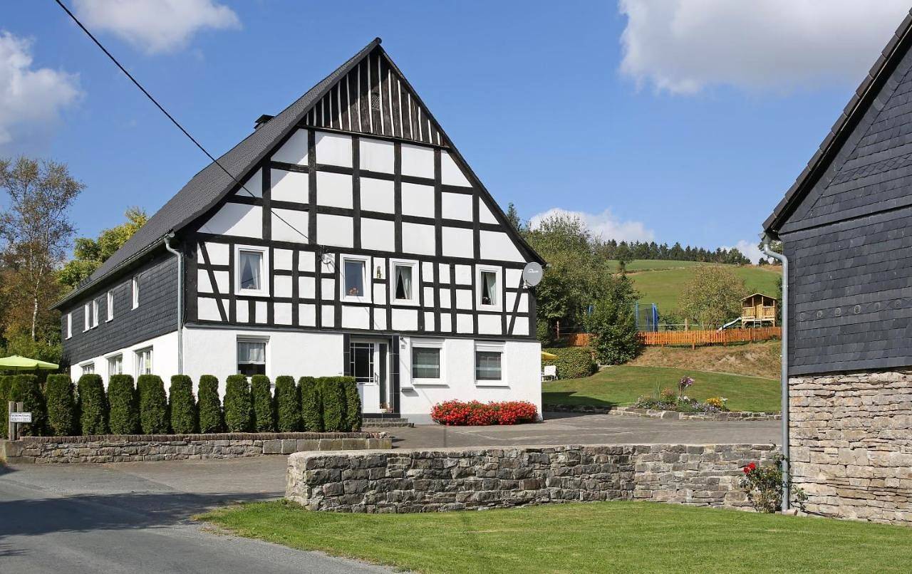 Ganze Wohnung, Apartment Hofglocke in Eslohe, Hochsauerlandkreis