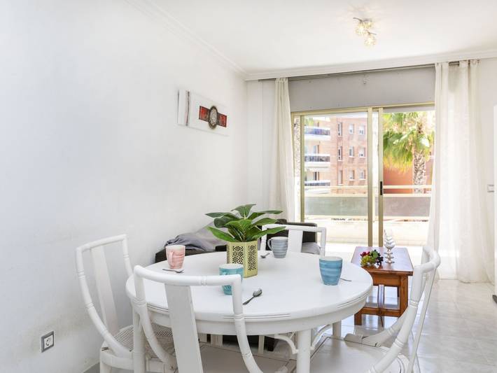 Ferienwohnung für 6 Personen, mit Terrasse und Garten sowie Kinderpool, mit Haustier in Salou - 3