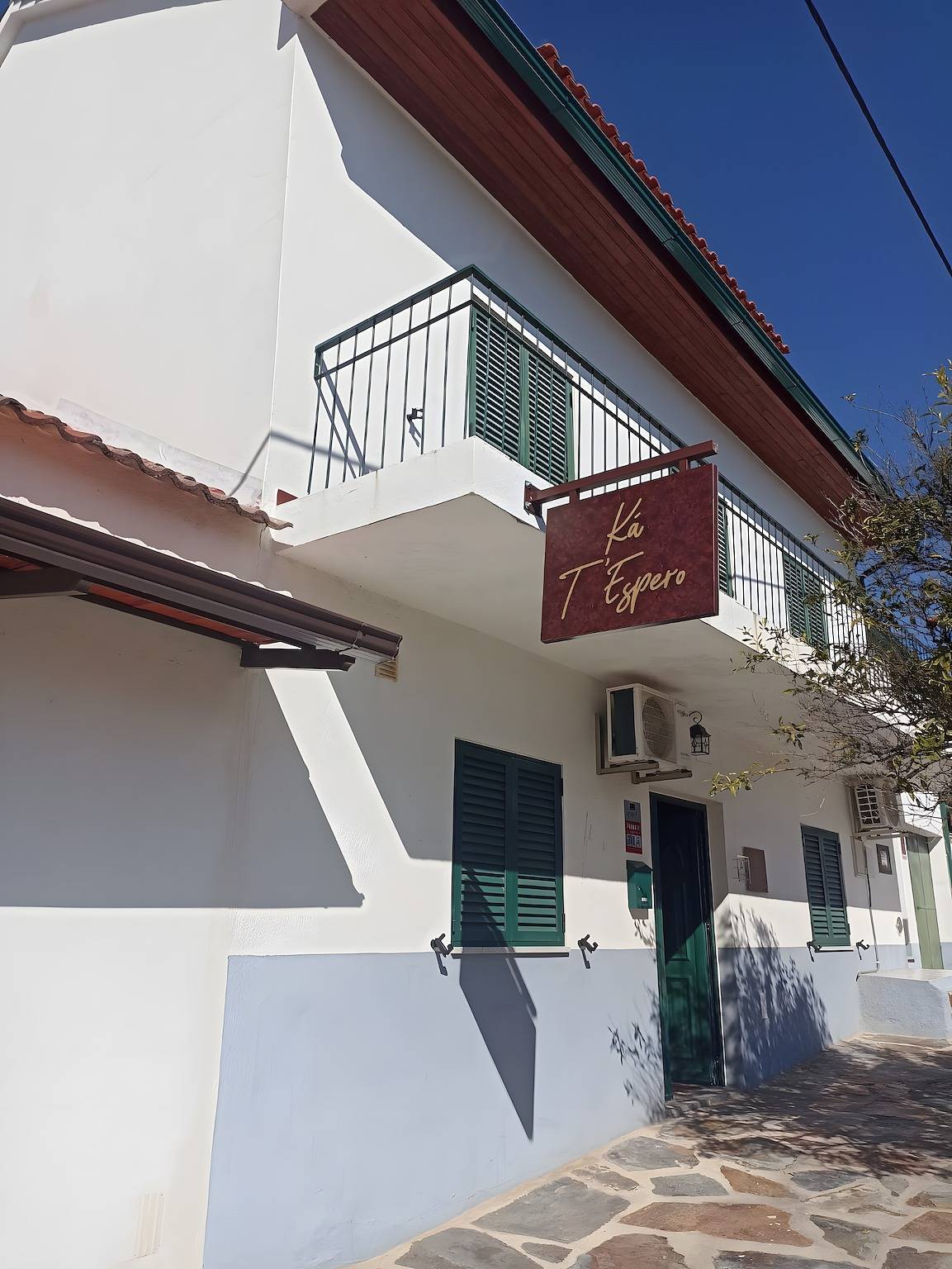 Casa de vacaciones 'Ká T'Espero' con vistas a la montaña, Wi-Fi y aire acondicionado in Penha Garcia, Distrito de Castelo Branco