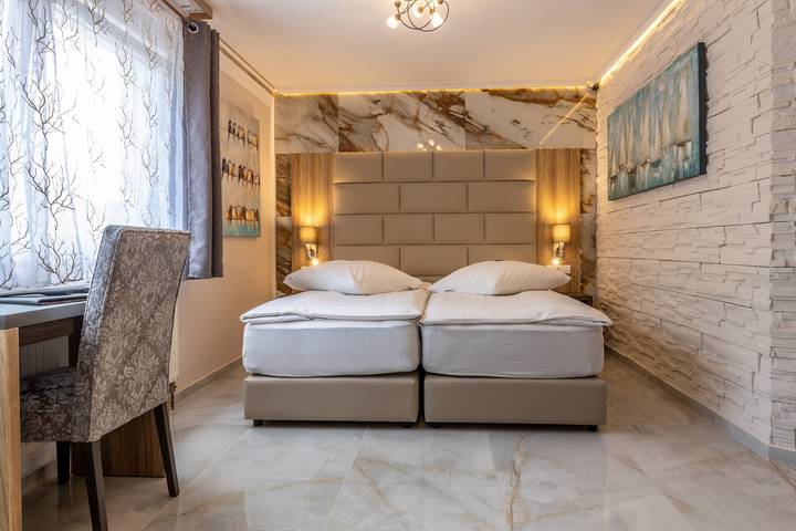 Hotel für 2 Personen, mit Terrasse in Tübingen - 4