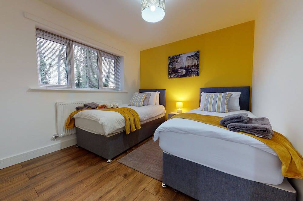 Entire apartment, Srk- Brand New Luxury Private Green View Apartment in Peterborough