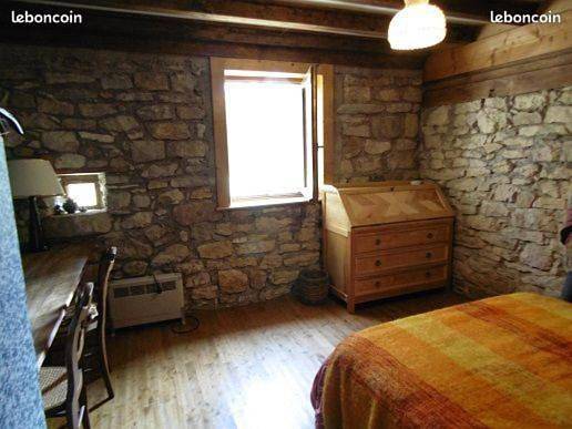 Location de vacances pour 12 personnes, avec vue et jardin à Les Fourgs - 2