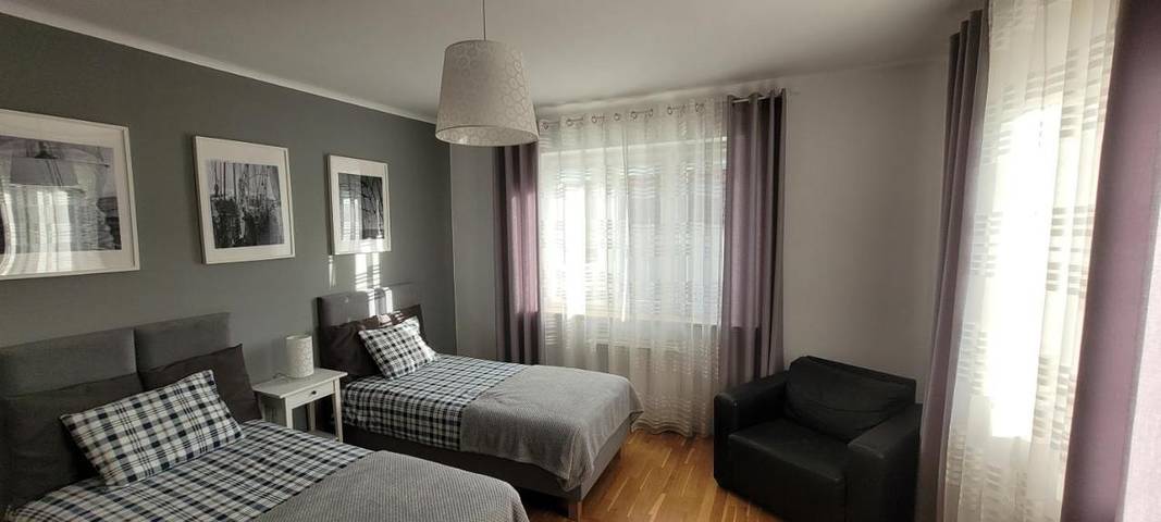 Apartament wakacyjny dla 4 osób, z ogród w Redłowo