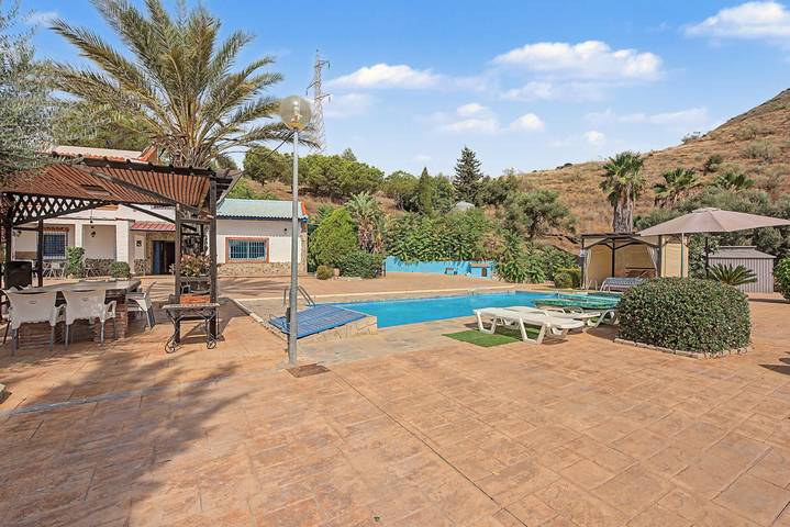 Villa Cielo Málaga – Landhaus mit privatem Pool in Málaga in Puerto de la Torre, Malaga