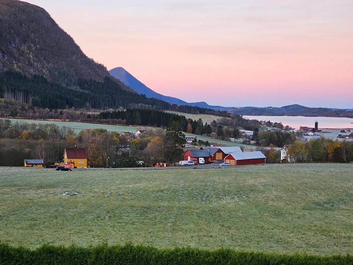 Lodge für 2 Personen, mit Ausblick und Terrasse sowie Garten in Nördliches Fjordnorwegen - 4