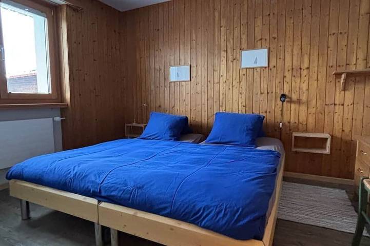 Ganze Wohnung, Tgèsa sil crest Hitz, (Rueras/Sedrun), 677.01 in Tschamut, Tujetsch