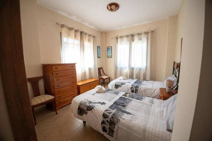 Chalet para 6 personas, con Balcón y Terraza además de Jardín y Piscina en Córdoba - 4