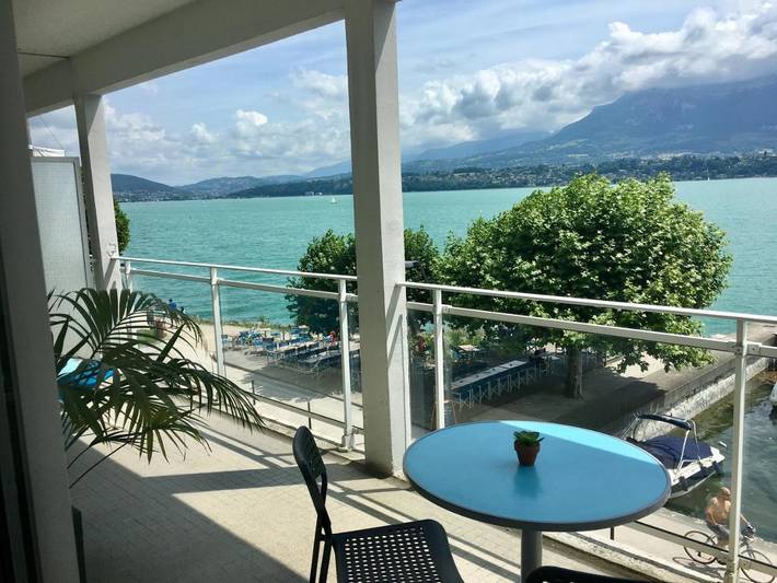 Appartement de vacances pour 2 personnes, avec Balcon et Terrasse ainsi que Vue sur le lac et Vue