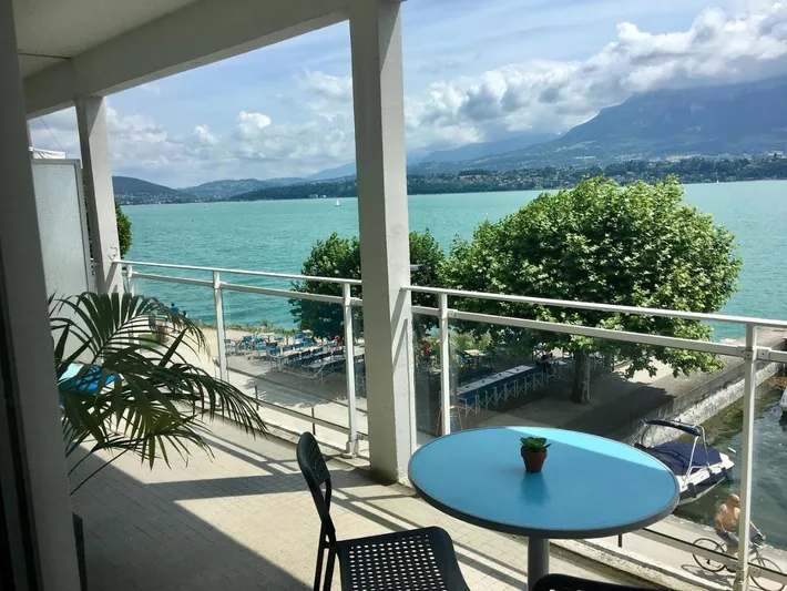 Apartamento de vacaciones para 2 personas, con vistas al lago además de vistas y balcón - 1