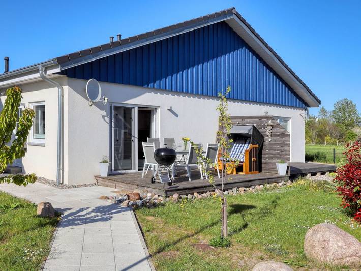 Ferienhaus für 6 Personen, mit Terrasse in Altefähr - 2