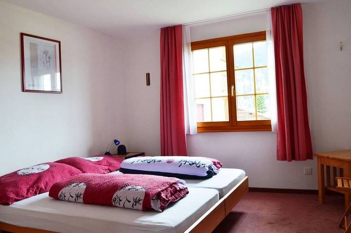 Ganze Wohnung, Tgèsa Garnetsch No. 1 Young, (Sedrun), 170.01 in Sedrun, Tujetsch