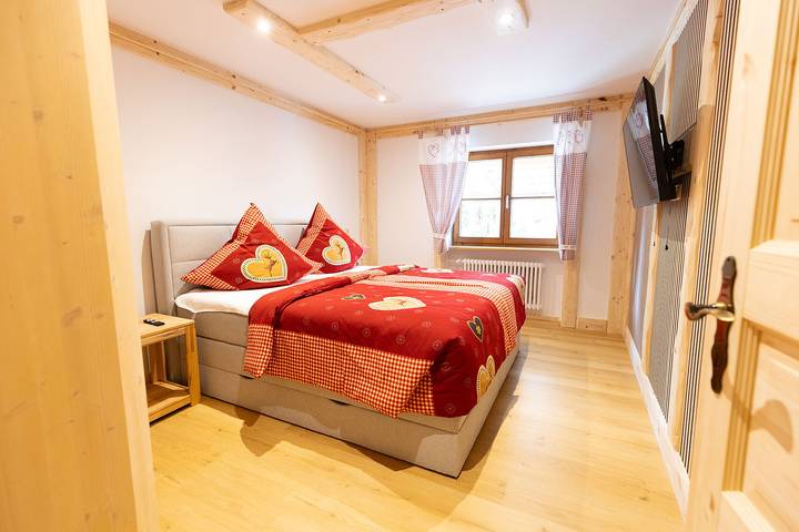 Vakantiewoning voor 8 personen, met sauna en tuin, kindvriendelijk in Hörnerdörfer