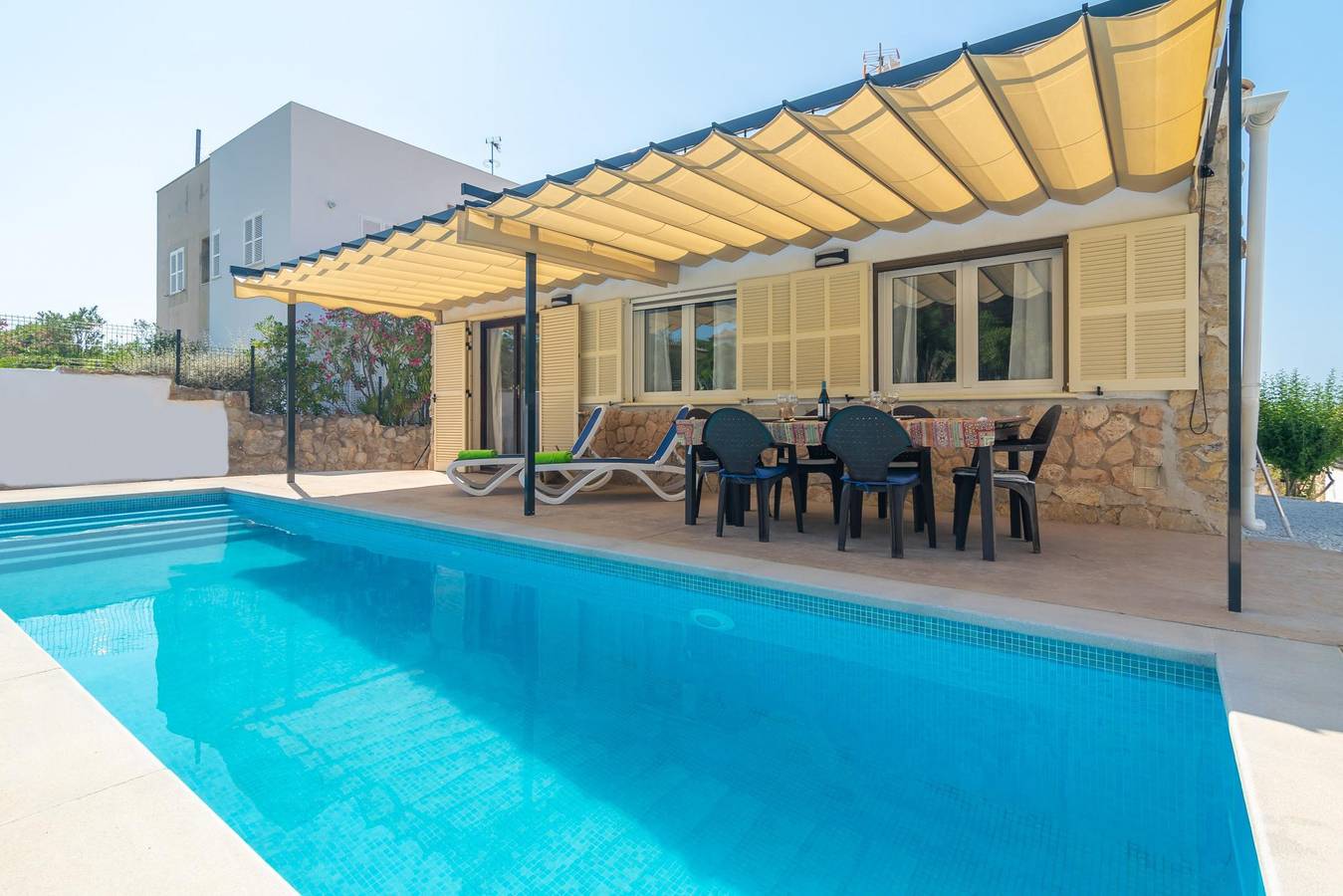 Can Clavell - Schönes Ferienhaus mit privatem Pool in Strandnähe. Wifi gratis in Colònia de Sant Pere, Artà