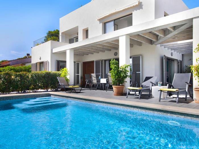Villa Toya in the Majorcan town in Sa Ràpita, Campos