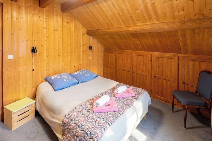 Appartement entier, Casa-Le Gerland : joli duplex dans chalet St-Véran in Saint-Véran, Queyras