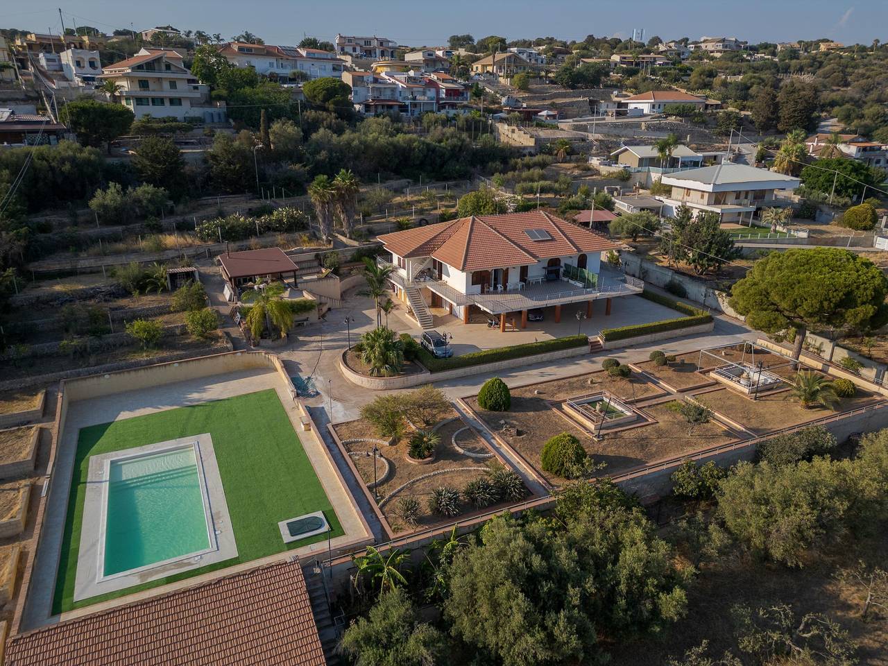Villa for 10 Guests in Ragusa, Ragusa Province