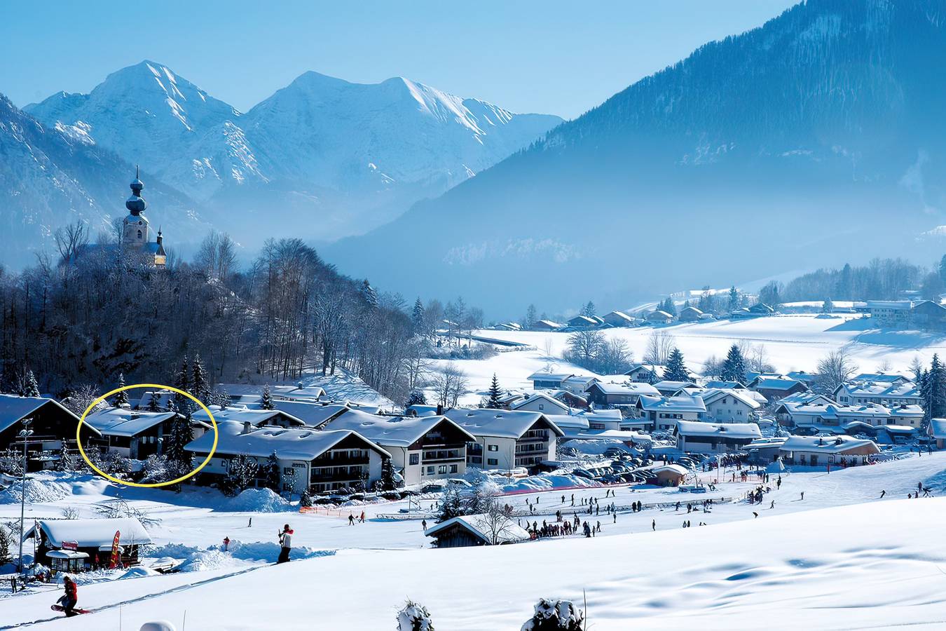 Ganze Ferienwohnung, Ferienwohnungen Helga Mayer inkl. Chiemgaukarte - Appartement  Kirchberg 32qm, Balkon, Kochnische, 1 Wohnschlafzimmer, Nr. 3 Wlan in Ruhpolding, Bayerische Alpen