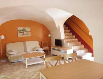 Gîte pour 5 personnes, avec terrasse et vue à Fontaine-de-Vaucluse