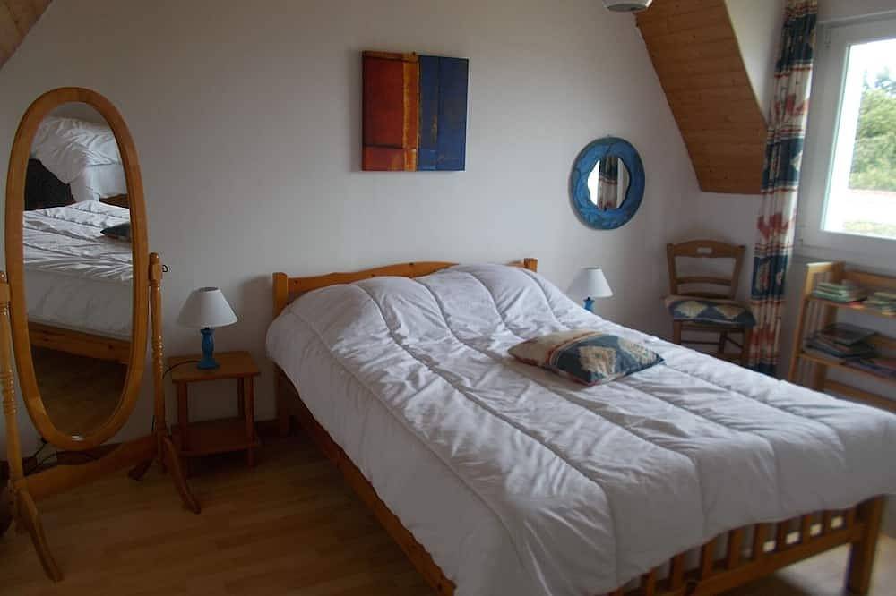 Ferienhaus am Strand, unverbaubarer Meerblick, Zugang zum kleinen Strand, in Pors Guyon, Lanmodez