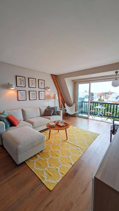 Gîte pour 4 personnes, avec balcon dans Office De Tourisme De Blonville Benerville Tourgeville - 3