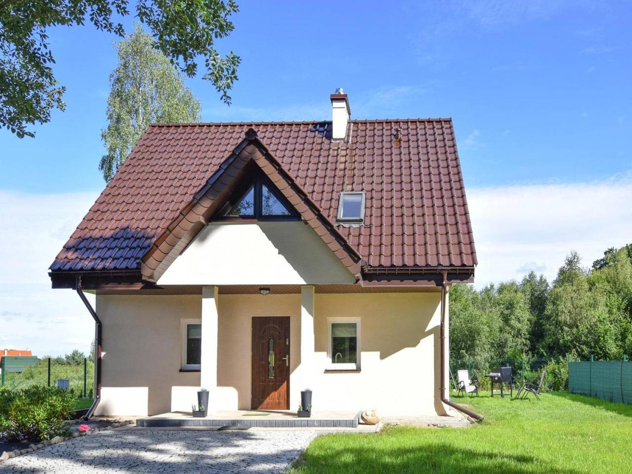 Komfortables Ferienhaus mit privatem Garten in Dębina, Ostsee Vorpommern