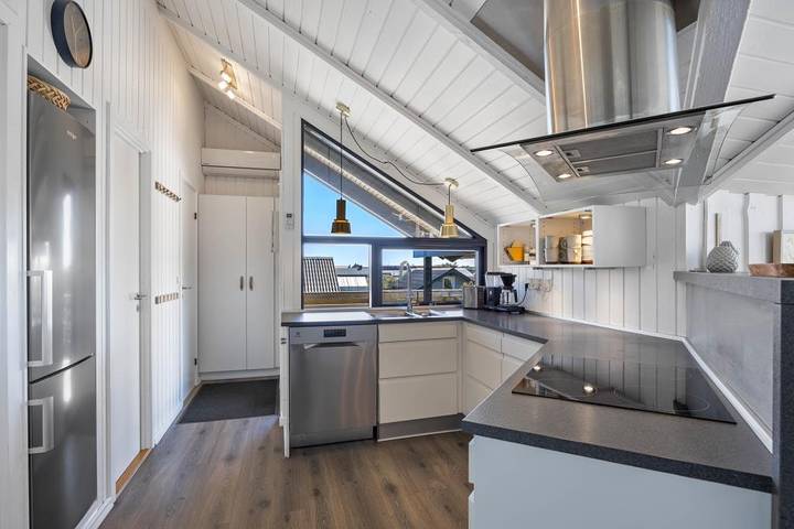 Ferienhaus mit Carport auf Naturgrundstück in Skodbjerge, Haurvig