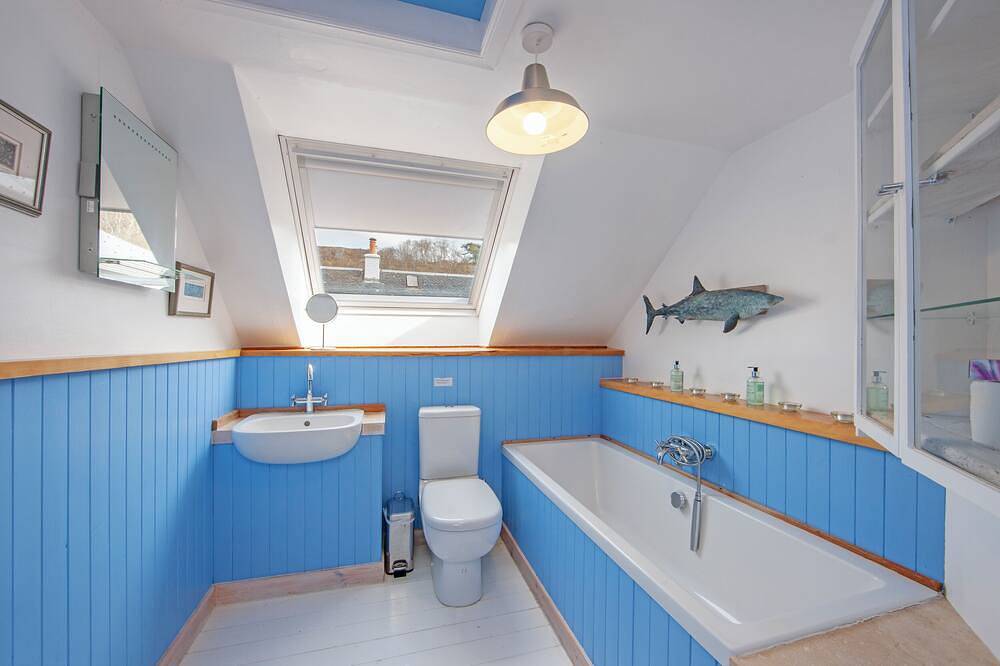 Calgary Byre - dog friendly & only 500m from the beach in Argyll & Bute