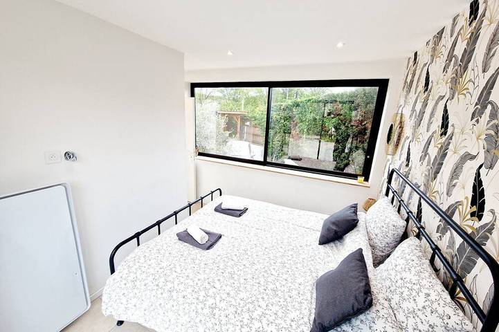 Location de vacances pour 13 personnes, avec jardin à Collonges-au-Mont-d'Or - 3