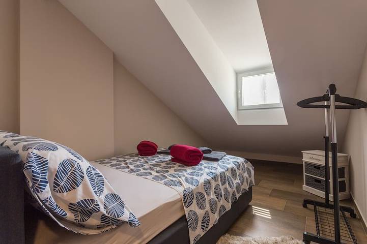 Appartement entier, Appartement moderne de trois chambres Ivana in Plaža Bellevue, Grad Dubrovnik