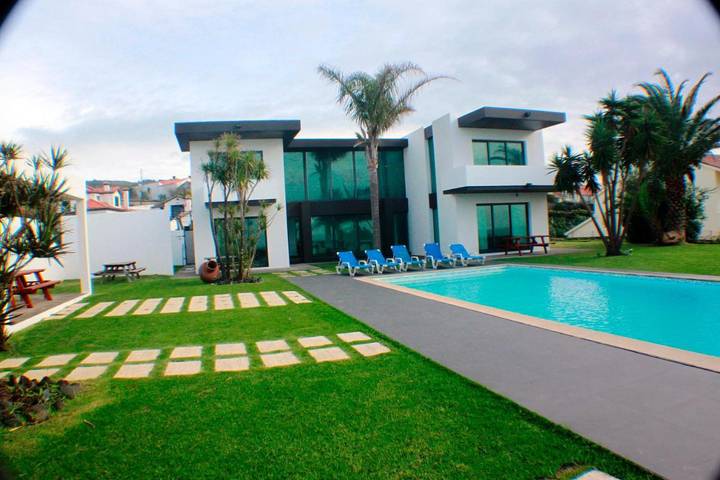 Casa rural para 12 personas, con Balcón y Terraza además de Jardín y Piscina en Villa Franca Do Campo - 2