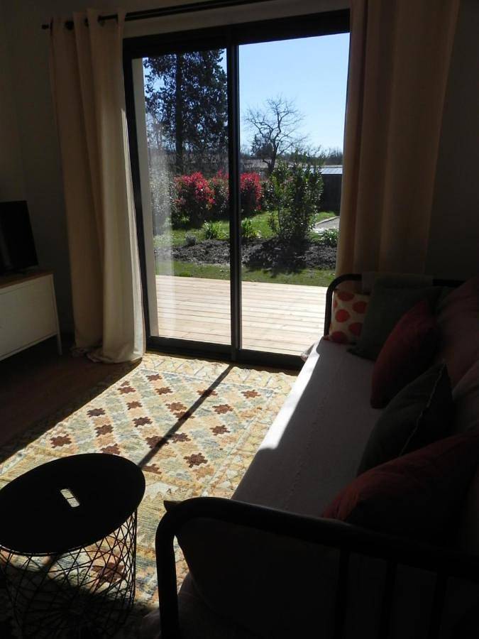 Location de vacances pour 4 personnes, avec terrasse et jardin à Pompignac - 4