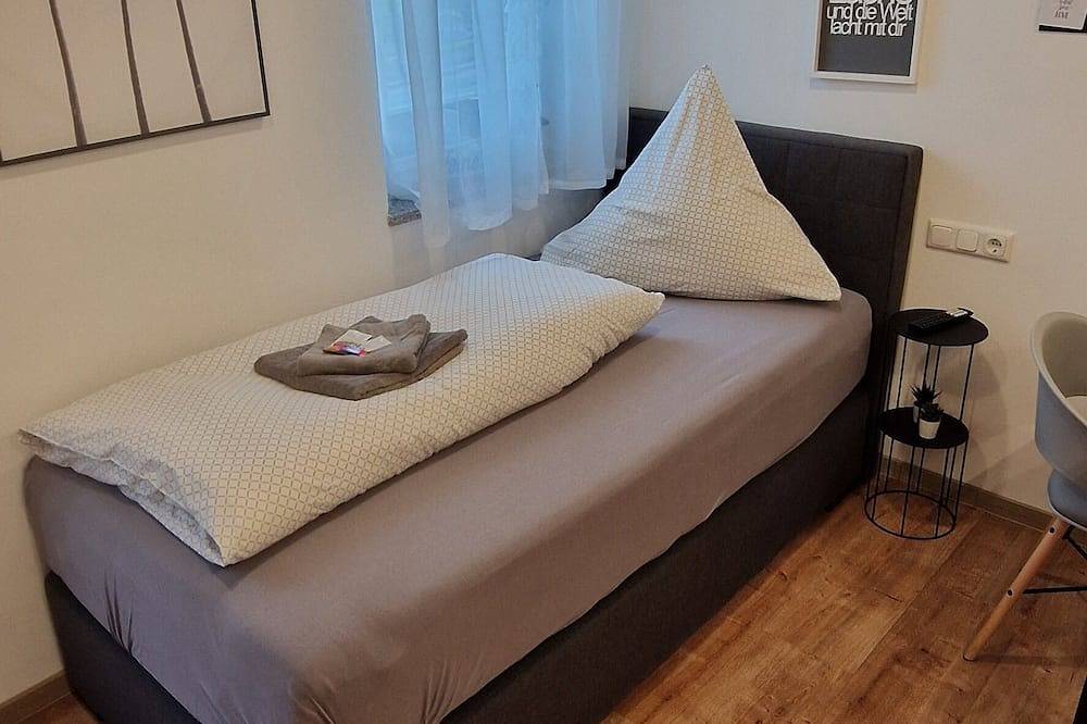 Appartamento intero, Apartment kitchen, Wlan, Smart Tv, modern, single bed in Roding, Baviera Orientale