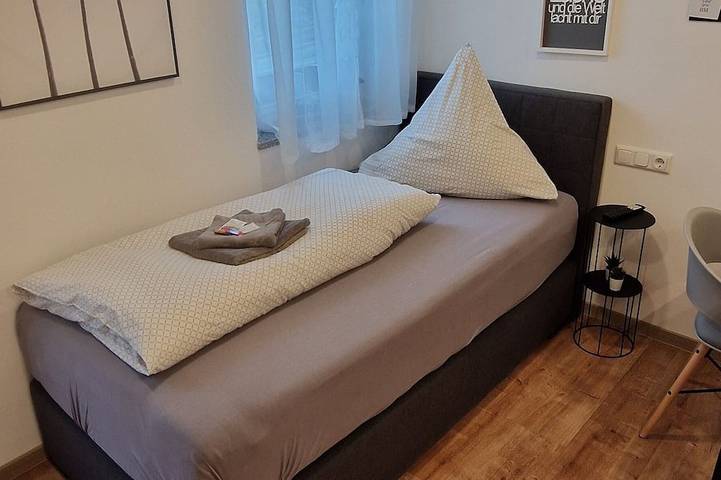 Ganze Wohnung, Appartement Küche, Wlan, Smart Tv, modern, Einzelbett in Roding, Ostbayern