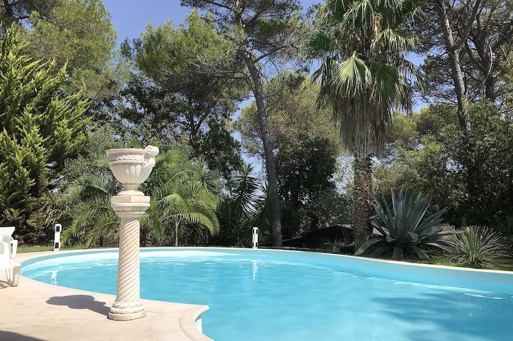 Villa, piscina y jacuzzi ds idílico, tranquilo, jardín, vistas gd in Roquefort-les-Pins, Region de Cannes