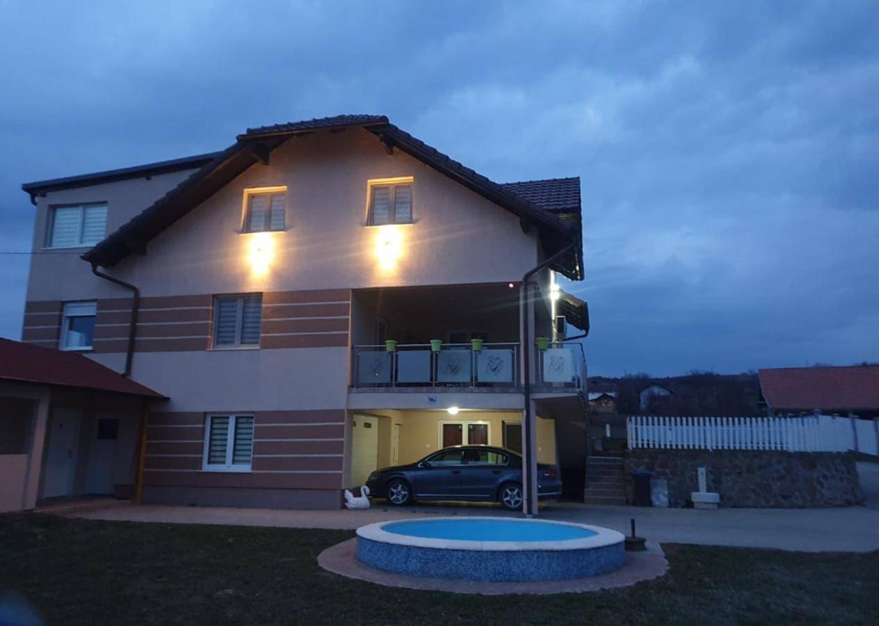 Cały apartament, Apartmani Apolon in Врдник, Irig