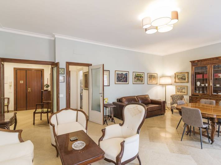 Appartamento per 6 persone, con balcone a Vaticano