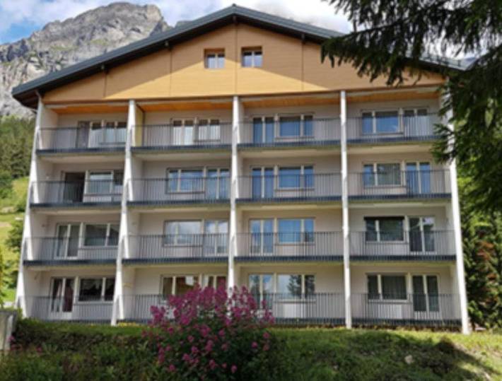 Ferienwohnung für 4 Personen, mit Balkon und Ausblick, kinderfreundlich in Leukerbad