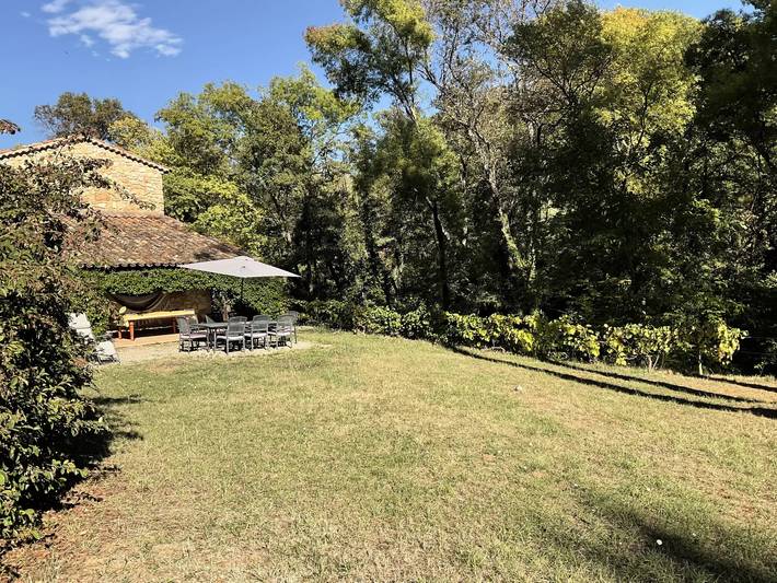Location de vacances pour 8 personnes, avec jardin à Entrecasteaux - 4