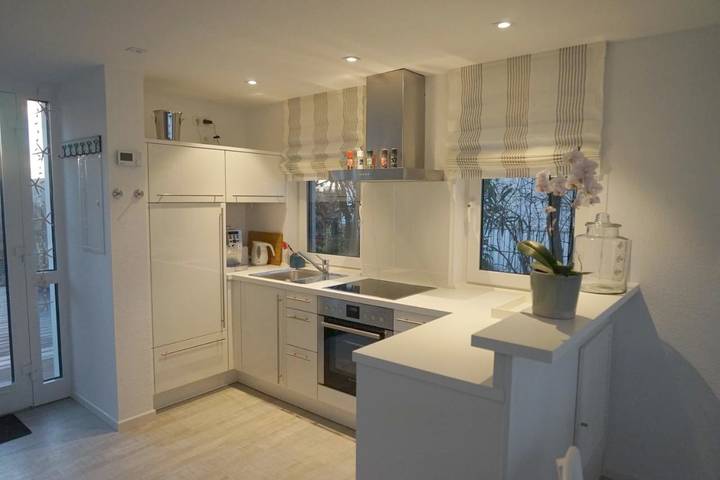 Ferienhaus für 2 Personen, mit Ausblick und Garten sowie Sauna und Seeblick, mit Haustier in Steinhude - 3